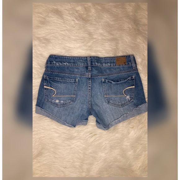 American Eagle jean shorts—Size 2 - Picture 2 of 9